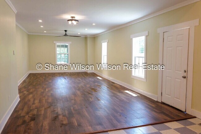 Building Photo - 799 Reed Pond Rd NW