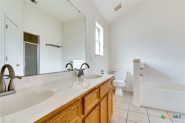 Building Photo - 4001 Bade Ct