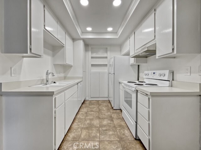 Building Photo - 25611 Quail Run