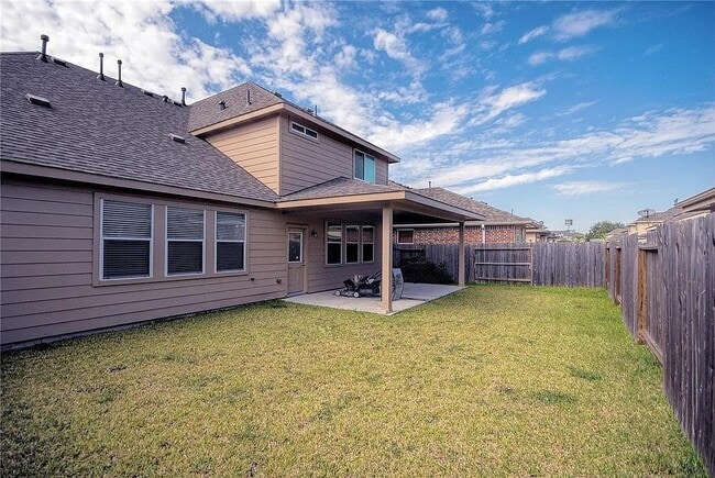Building Photo - 8911 Willow Wind Ln
