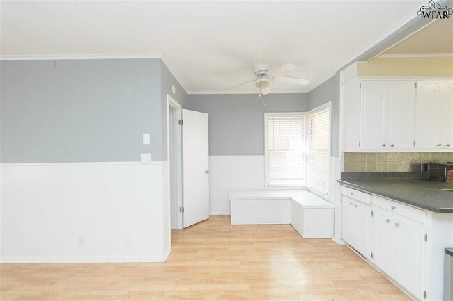 Building Photo - 2415 Ellingham