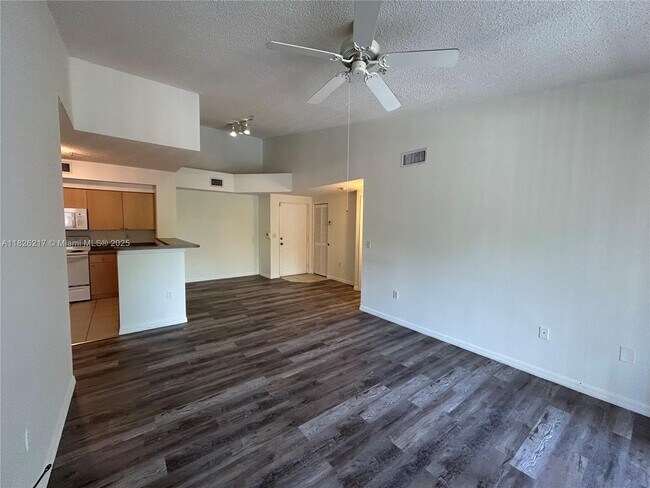 Building Photo - 2360 E Preserve Way