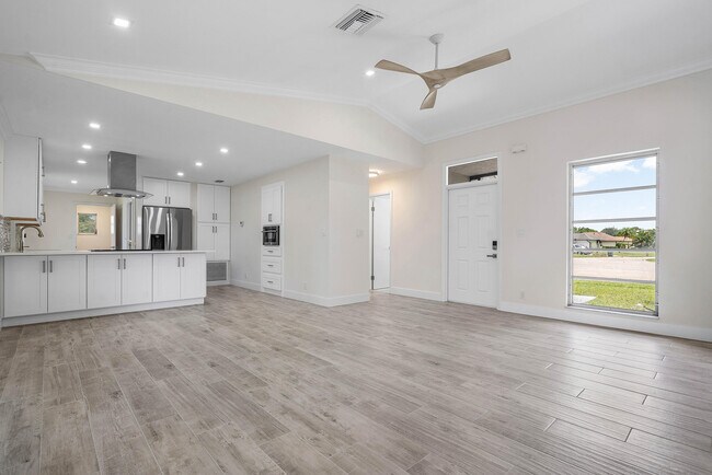 Building Photo - 6098 Winding Brooke Way