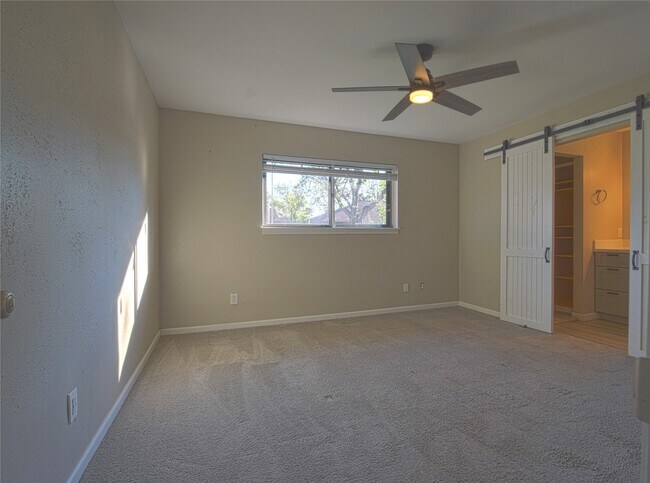 Building Photo - 8430 Gallahad St