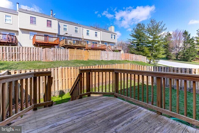Building Photo - 6388 New Haven Ct