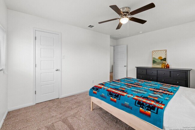 Building Photo - 4 Bedroom/2.5 Bathroom Tribute Ranch Subdivision