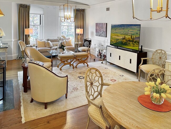 Building Photo - 333 Commonwealth Ave