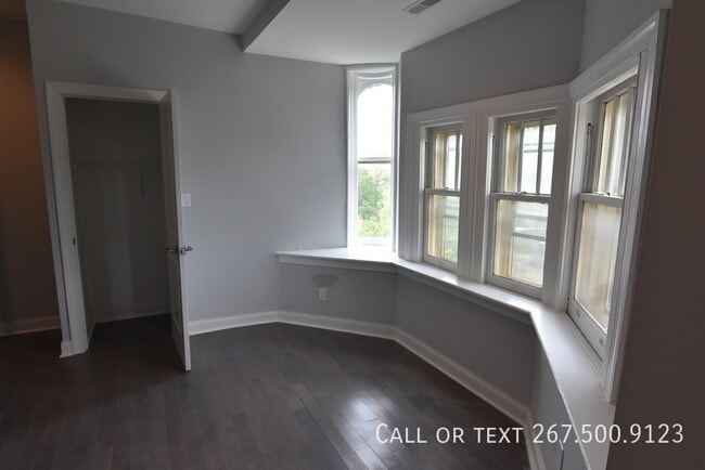 Building Photo - 4100 Parkside Ave
