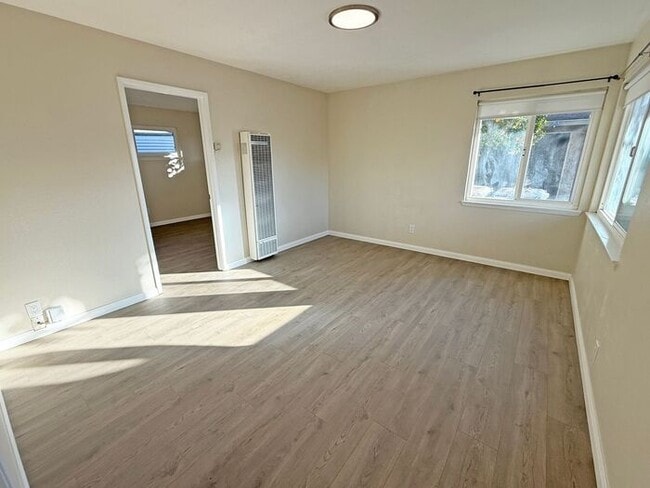 Building Photo - 1024 Luther Ave