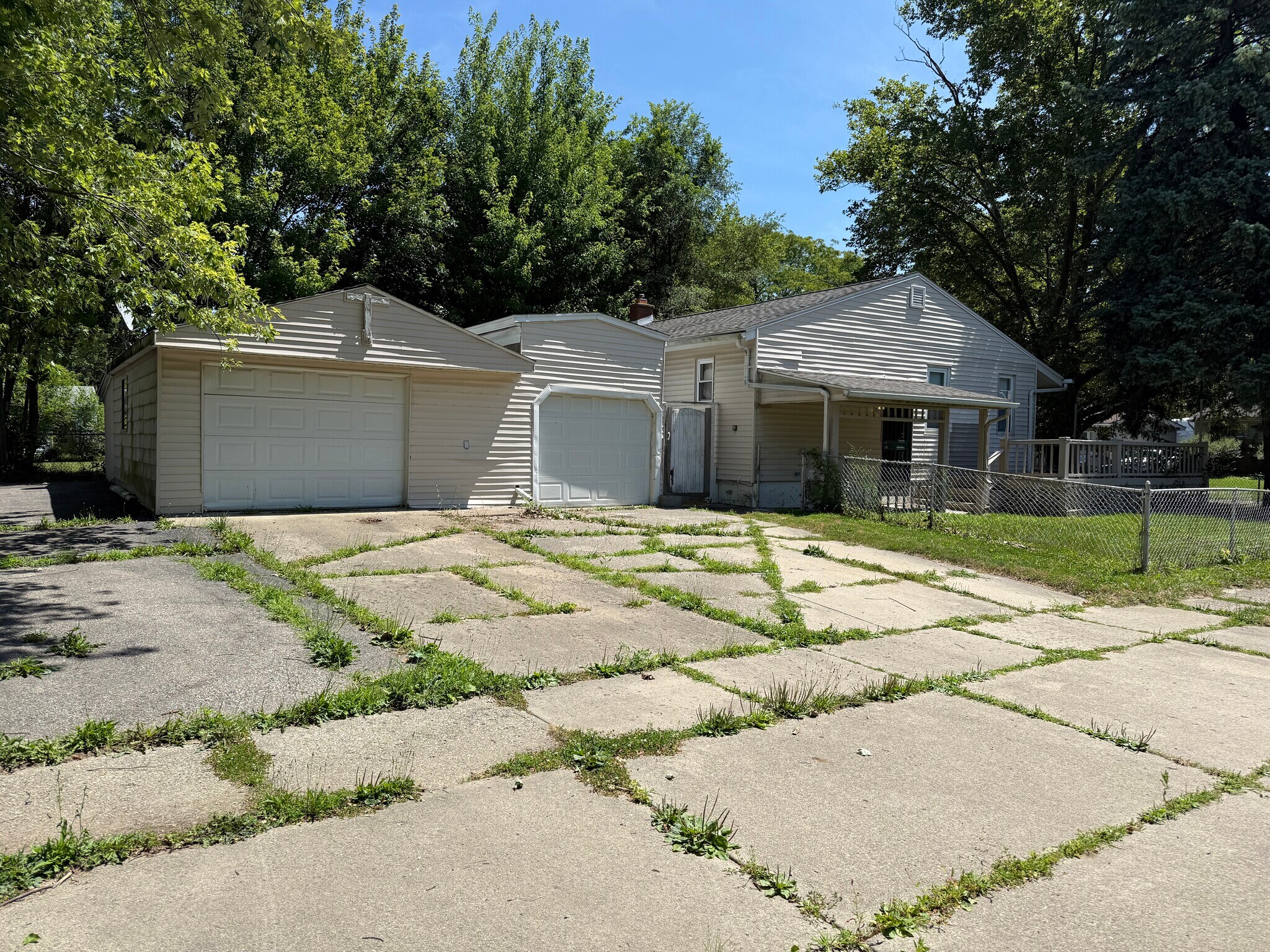 Building Photo - 3701 Maryland Ave