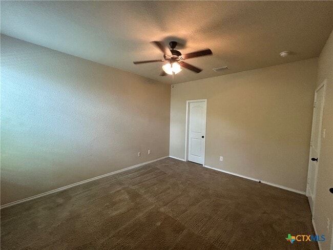 Building Photo - 295 Rosalie Dr