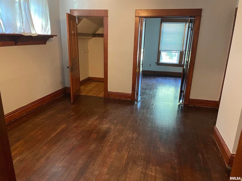 Building Photo - 2927 Fair Ave