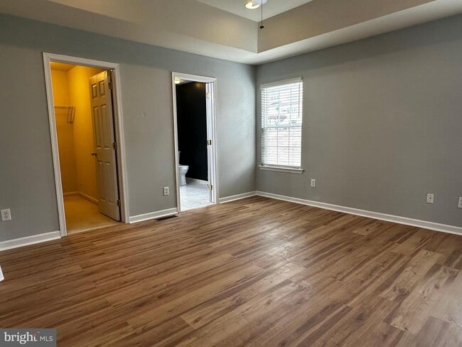 Building Photo - 2732 Shelburne Rd