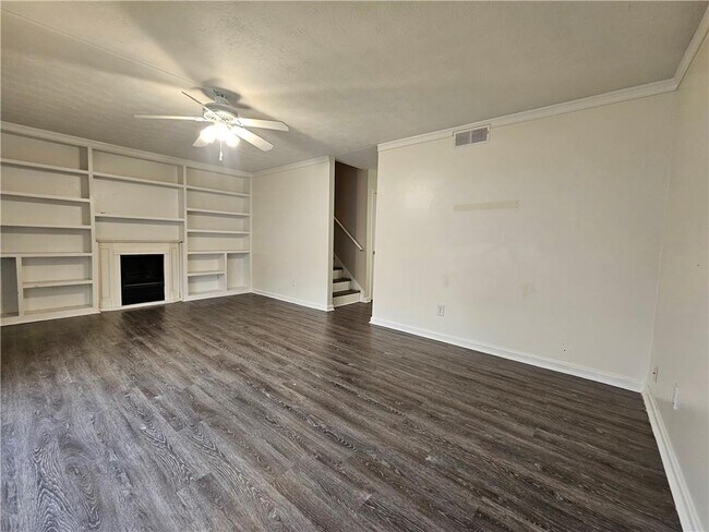 Building Photo - 1192 Ashborough Dr