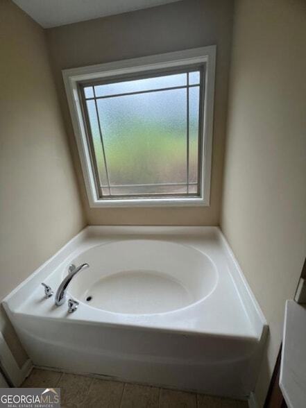 Building Photo - 2918 Hillside Pl