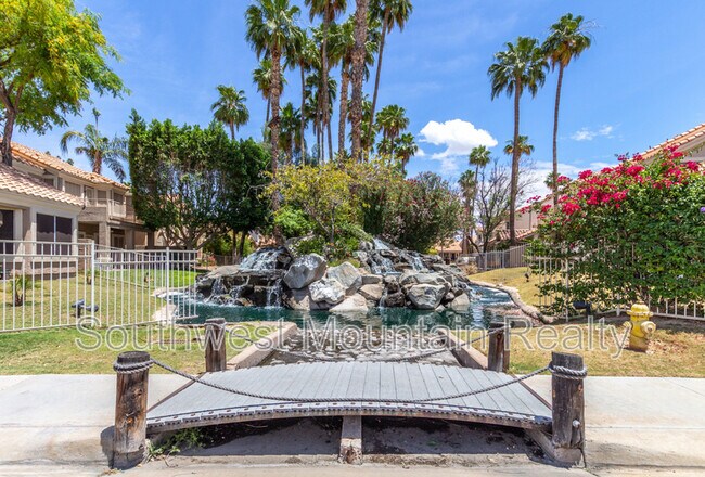 Building Photo - 1083 W Sandy Banks