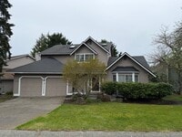 Building Photo - Saratoga Reach Beauty: Updated 4BR Home with Deck, Fireplace & Prime Mukilteo Location