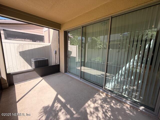 Building Photo - 7028 Buroak Ct
