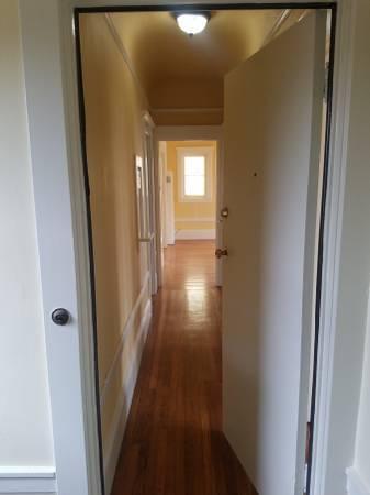 Building Photo - 2 bedroom in San Francisco CA 94121