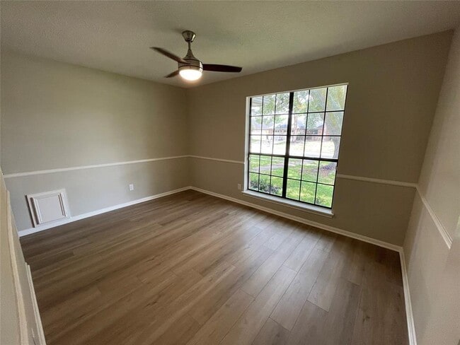 Building Photo - 1015 Cascade Creek Dr