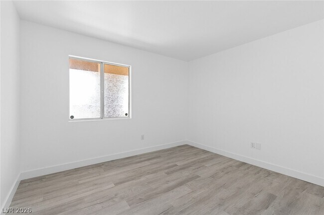 Building Photo - 7885 W Flamingo Rd