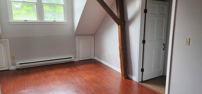 Building Photo - 5 Idlewood Ln