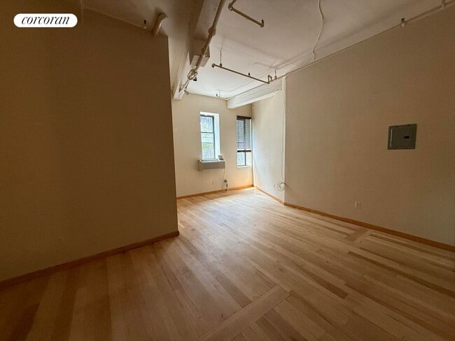 Building Photo - 125 Green St