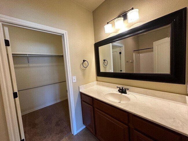 Building Photo - 4422 105th St