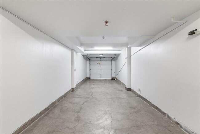 Building Photo - 2939 Glascock St