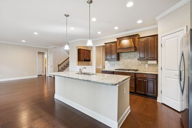 Building Photo - Sparkling clean 4 bedroom home in Spring H...