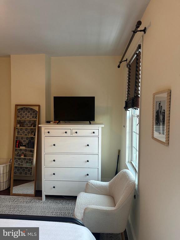 Building Photo - 2144 Kater St