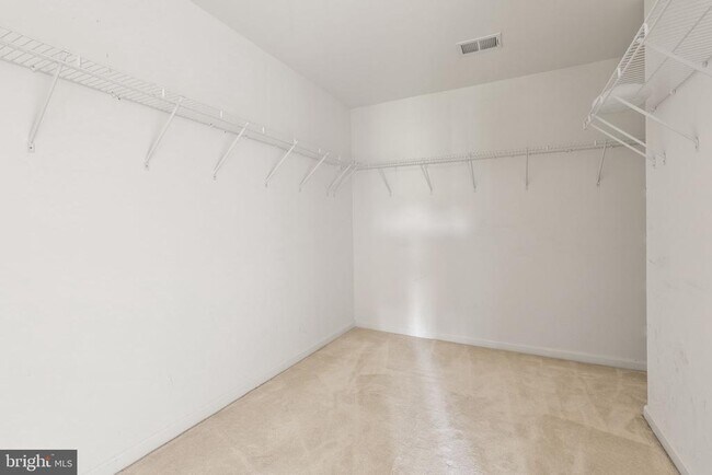 Building Photo - 12310 Houndwood Way