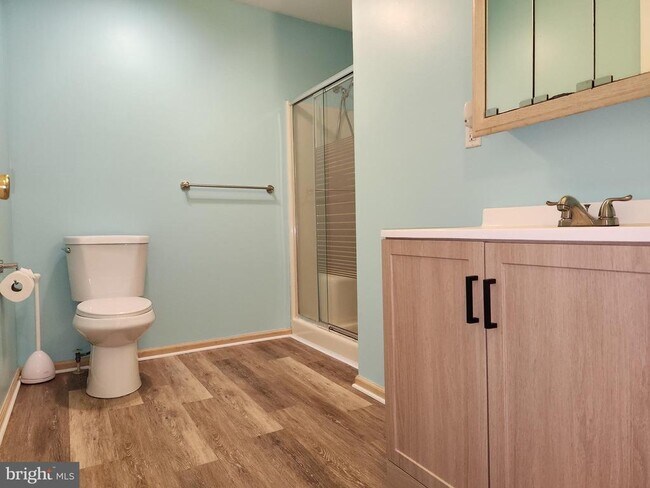Building Photo - 21 Timberline Dr