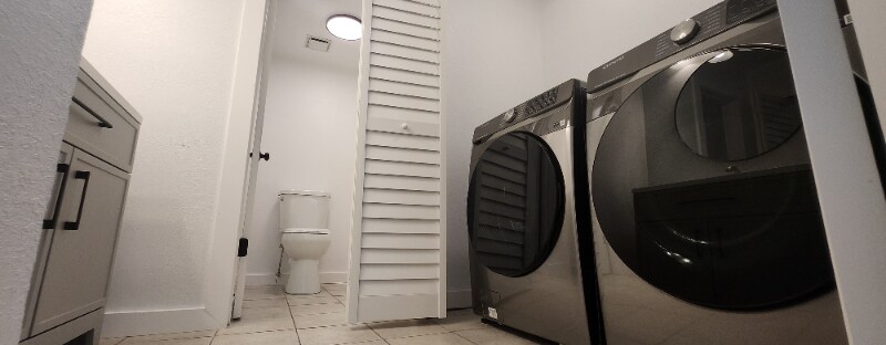 Building Photo - 33 Pony Express Dr