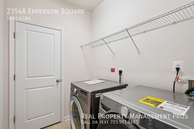 Building Photo - 23548 Epperson Square