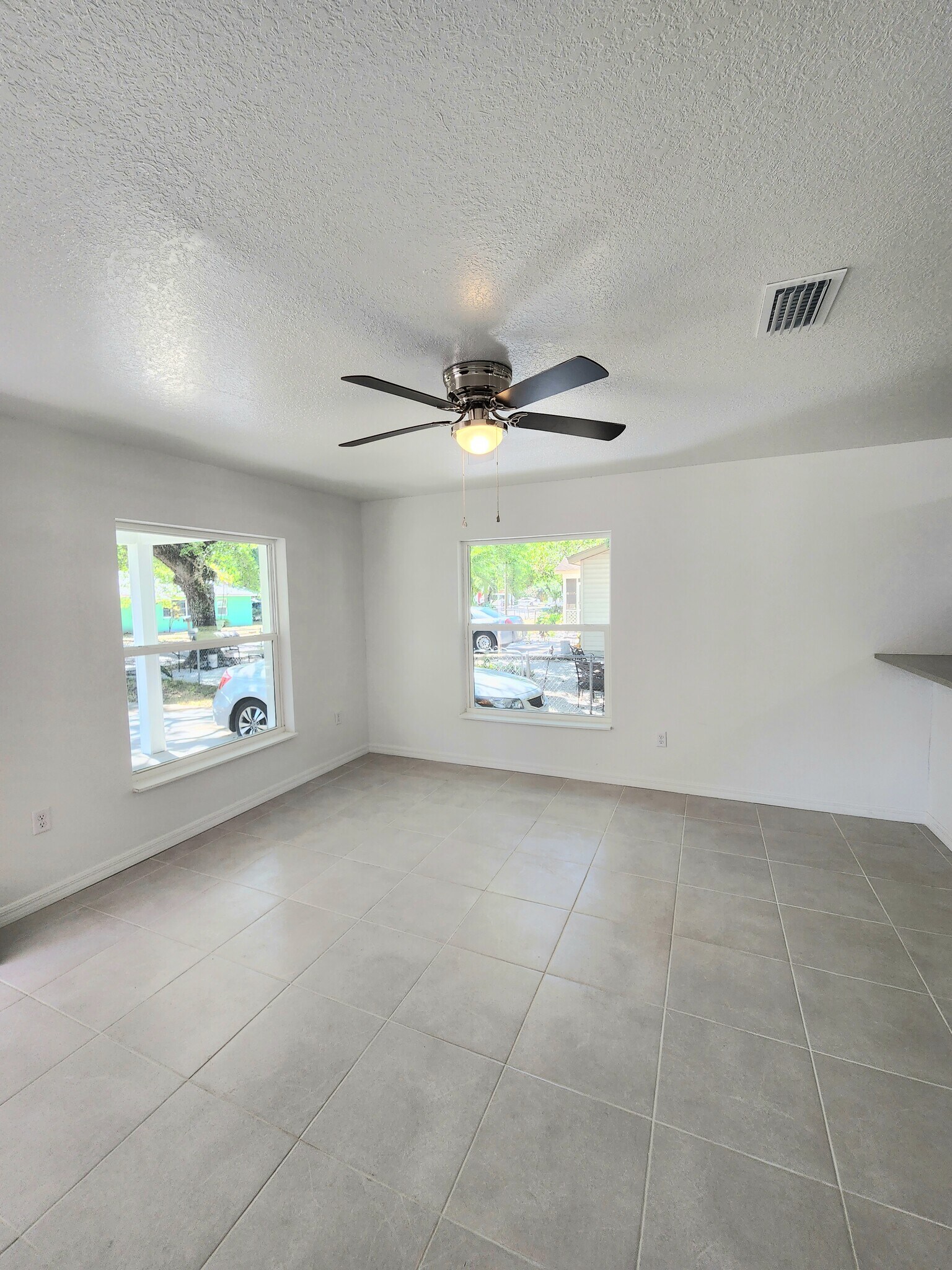 AMPLE BEDROOMS - 325 11th Ave E