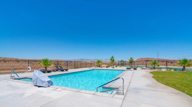 Building Photo - 3094 Fuchsia Dr