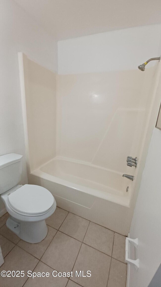 Building Photo - 244 San Paulo Cir