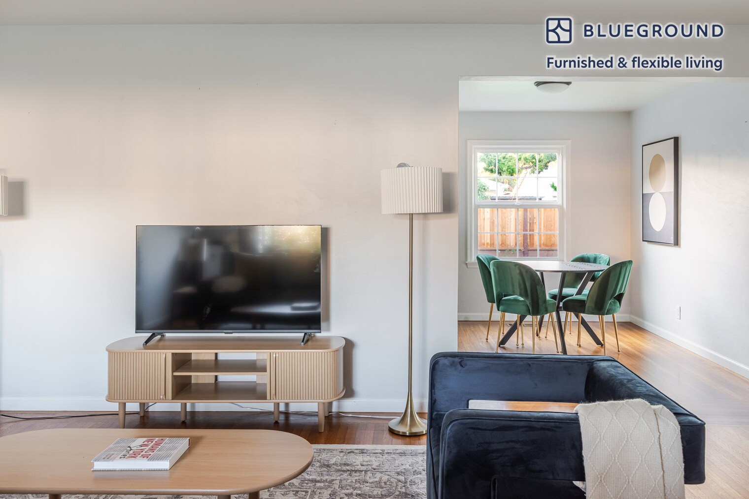 Building Photo - 253 Center St