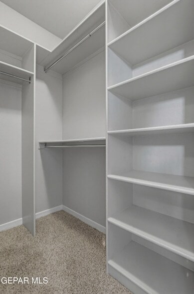 Building Photo - 2508 Eastern Sky St