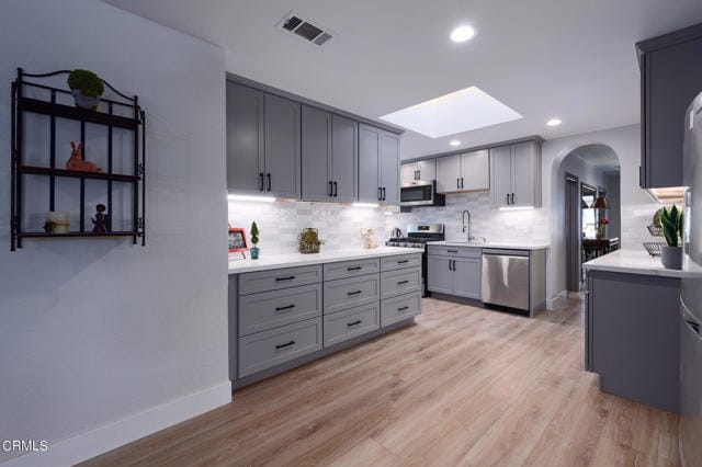 Building Photo - 50 Lori Ln