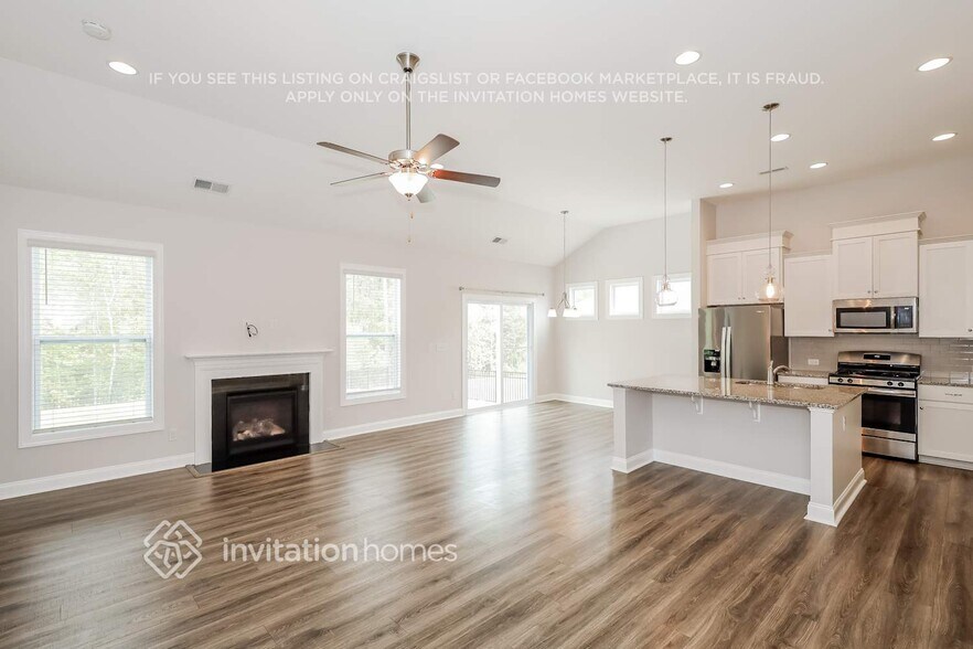Building Photo - 143 Pine Eagle Dr