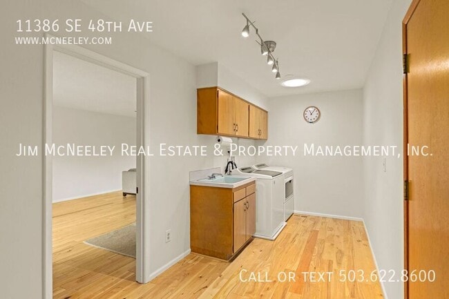 Building Photo - 11386 SE 48th Av
