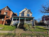 Building Photo - 19 Eagle St