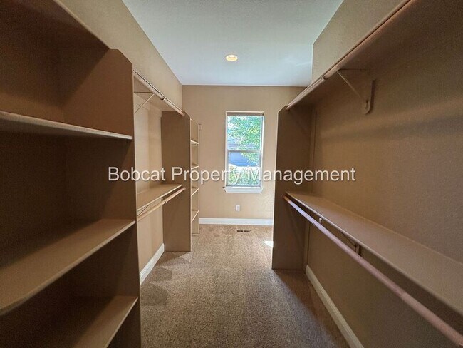 Building Photo - 1360 Turner Ct
