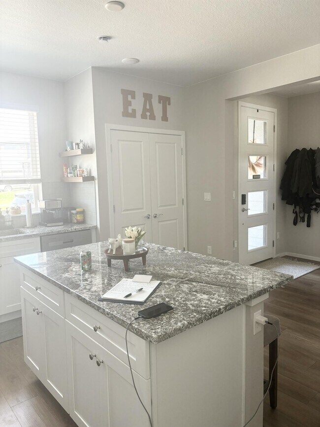 Building Photo - 23600 E 41st Ave