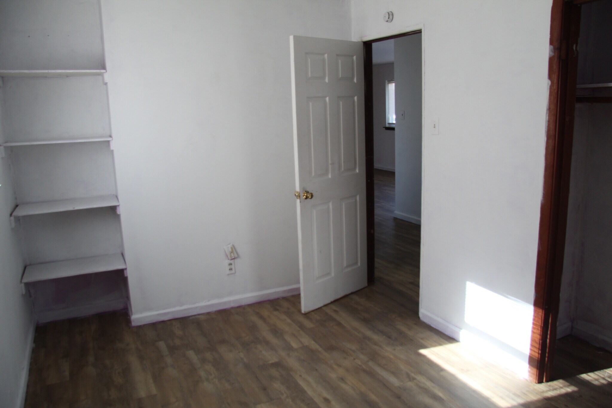 Building Photo - 1416 Plaza Pl