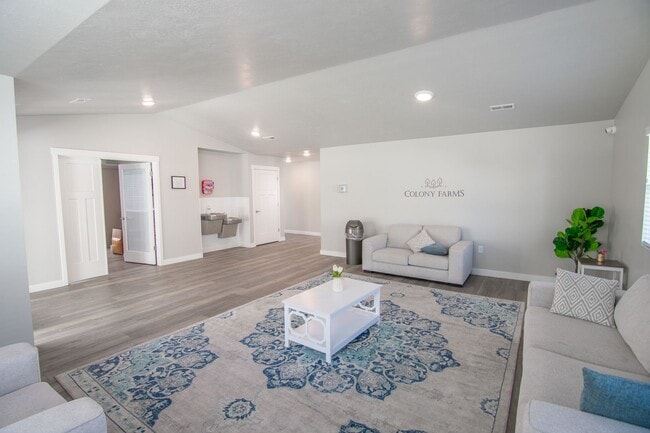 Building Photo - 7487 Geraint St