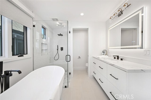 Building Photo - 413 Edgewater Pl