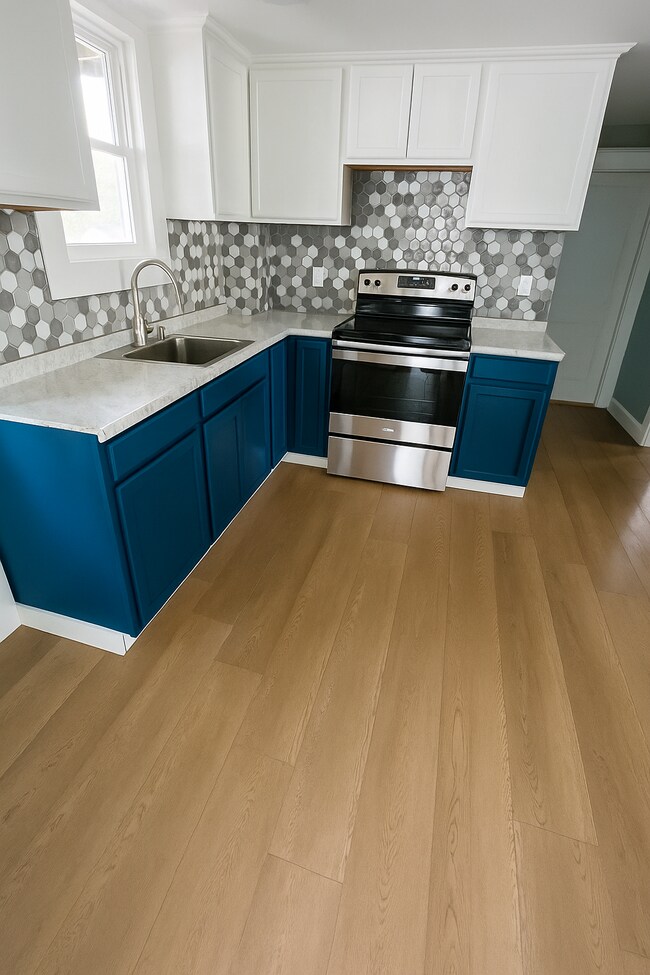 Building Photo - 16 Garrison St